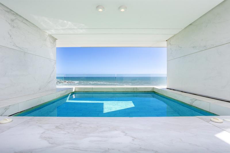 5 Bedroom Property for Sale in Bantry Bay Western Cape